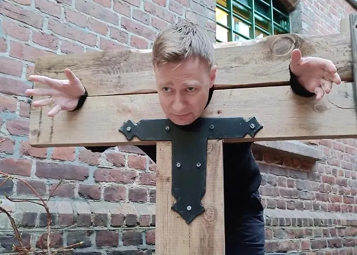 Fengselshotellet As מלון ארנדל